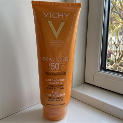 Vichy 50spf face and body water resistant